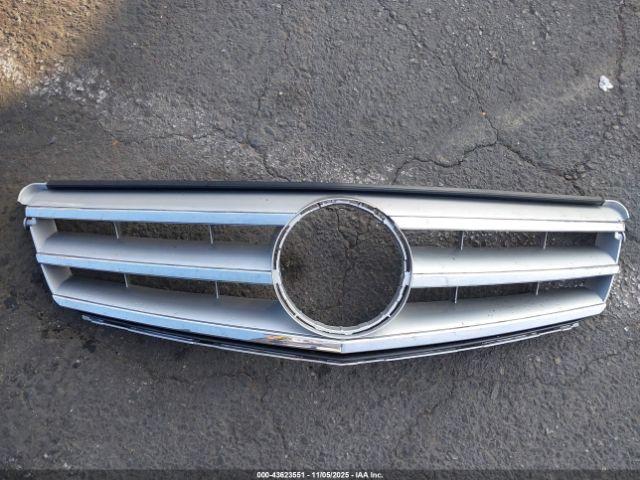 Mercedes-Benz C-Class Image 3