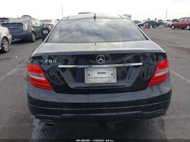 Mercedes-Benz C-Class Image 7