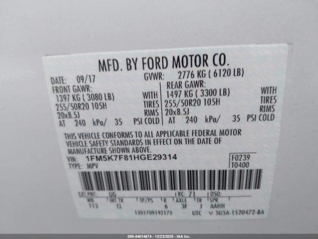 Ford Explorer Limited Image 16