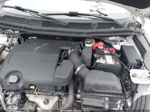 Ford Explorer Limited Image 13