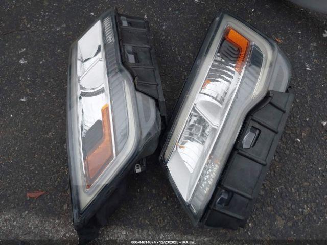 Ford Explorer Limited Image 10