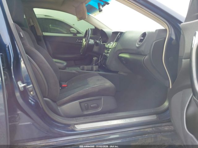 Nissan Maxima 3.5 S Image 3