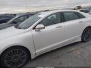 Lincoln MKZ Image 2