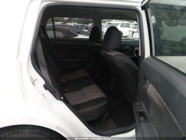 Scion xB Image 9