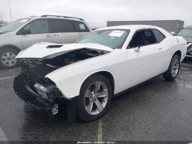 Dodge Challenger Sxt Image 3