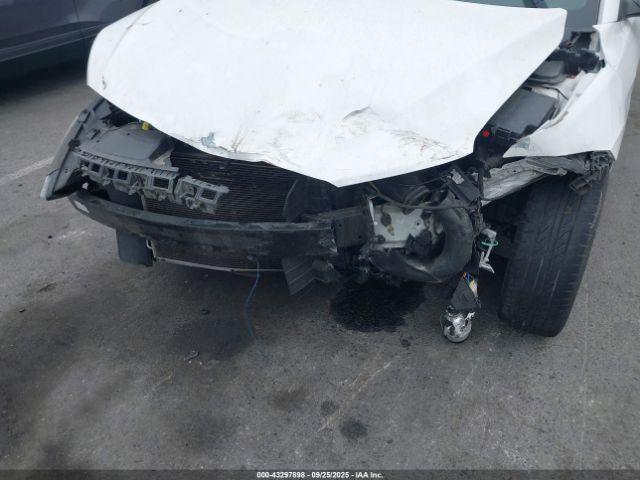 Hyundai ELANTRA Sel Image 5