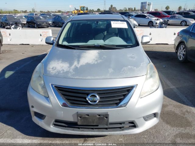 Nissan Versa 1.6 Sv Image 4