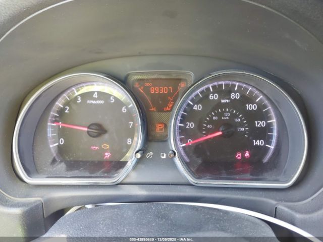 Nissan Versa 1.6 Sv Image 6