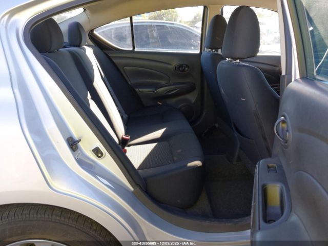 Nissan Versa 1.6 Sv Image 3