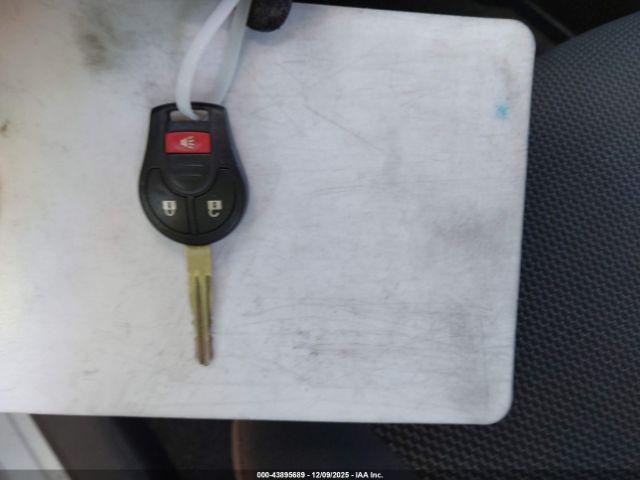 Nissan Versa 1.6 Sv Image 11