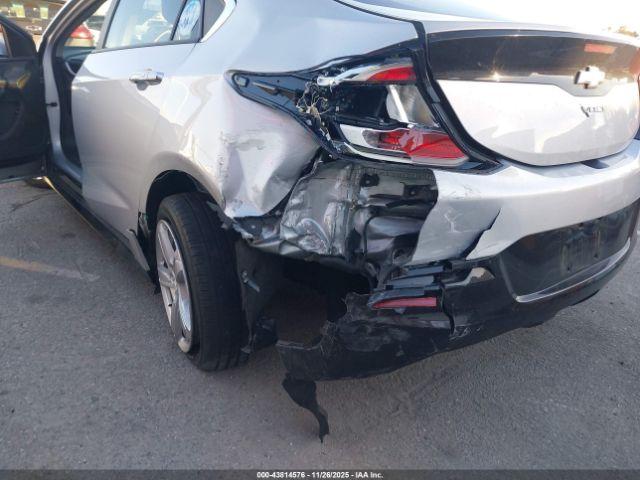 Chevrolet Volt Lt Image 15