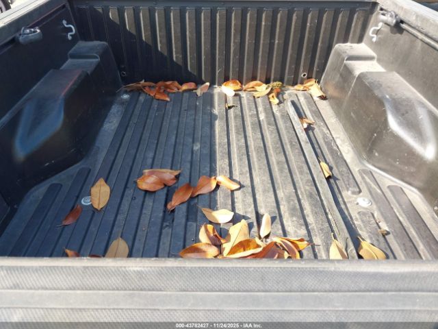 Toyota Tacoma Trd Off Road Image 2