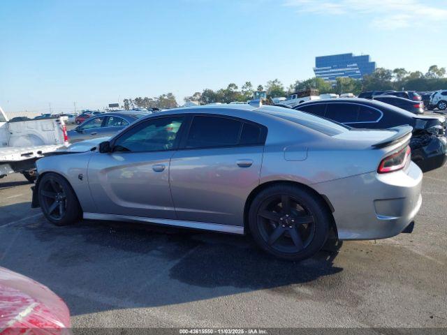 Dodge Charger Srt Hellcat Rwd Image 10