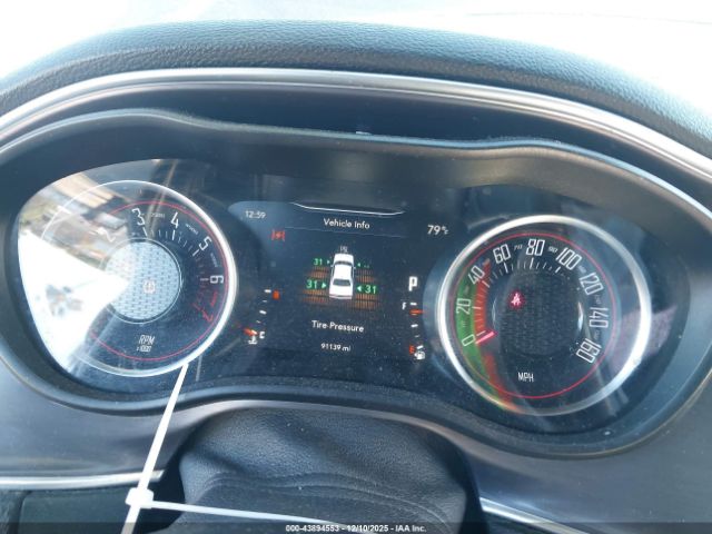 Dodge Challenger Sxt Image 5