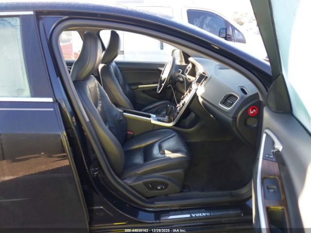 Volvo S60 T6 Image 10