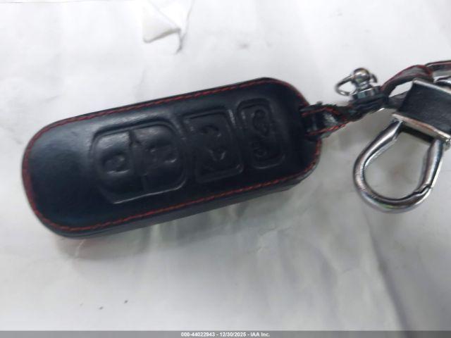 Toyota Yaris Image 11