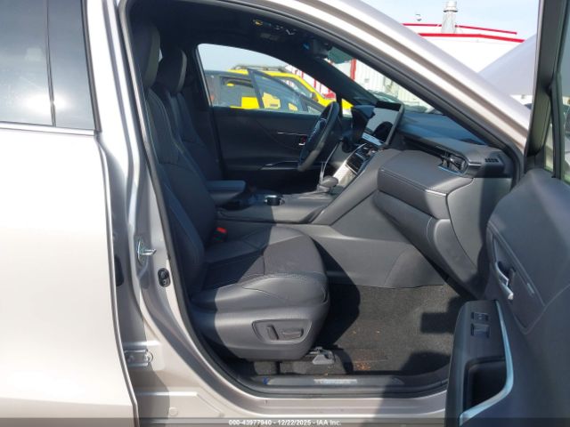 Toyota Venza Limited Image 8