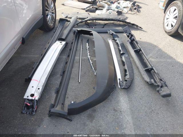 Toyota Venza Limited Image 15