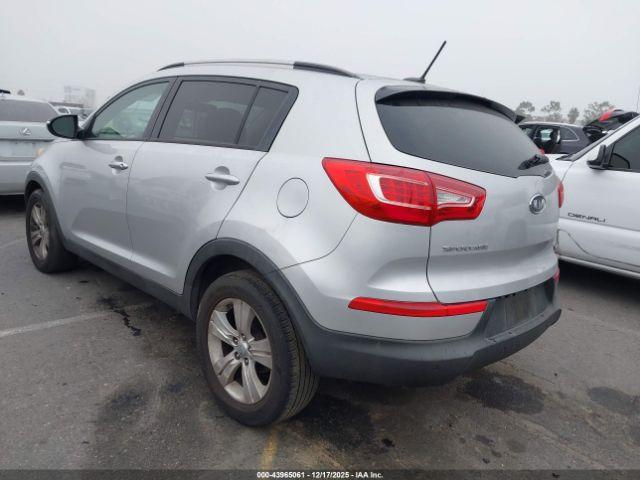 Kia Sportage Lx Image 4