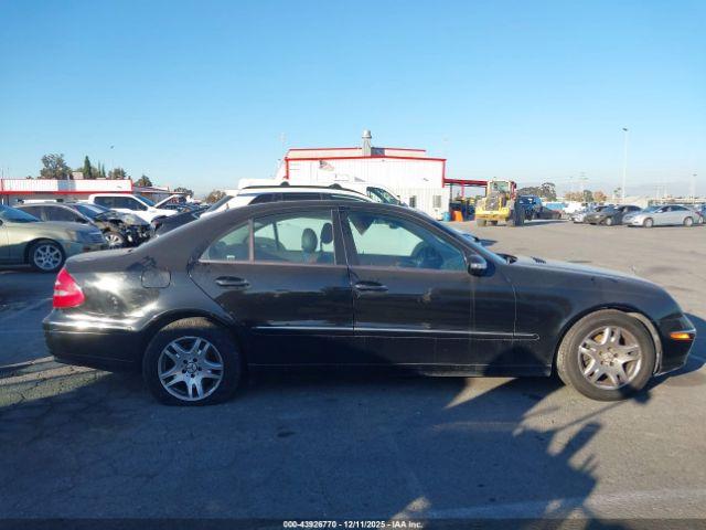 Mercedes-Benz E-Class Image 3