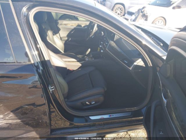 BMW 5 Series I Image 10