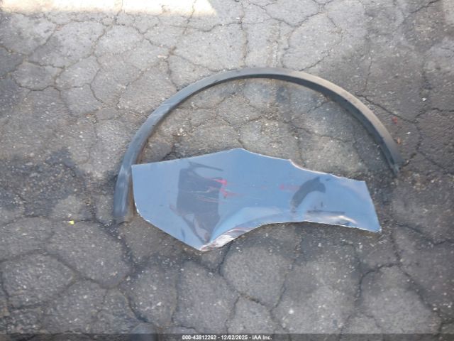 Tesla Model Y Performance Dual Motor All-wheel Drive Image 17