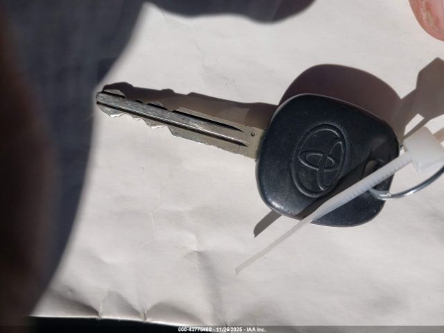 Toyota Corolla Le Image 8