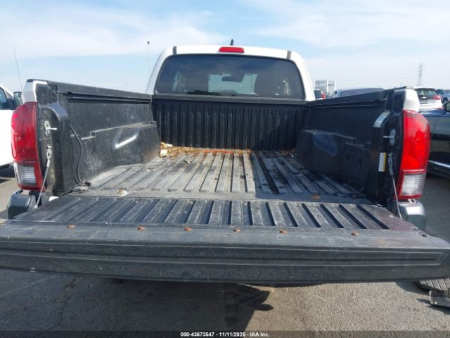 Toyota Tacoma Sr Image 17