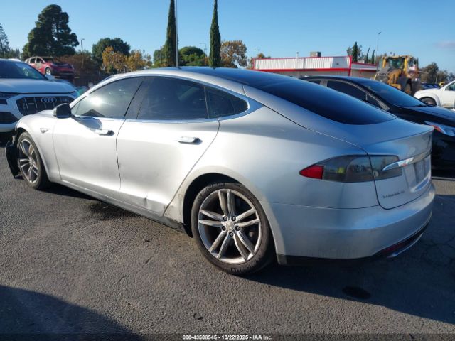Tesla Model S P85 Image 12