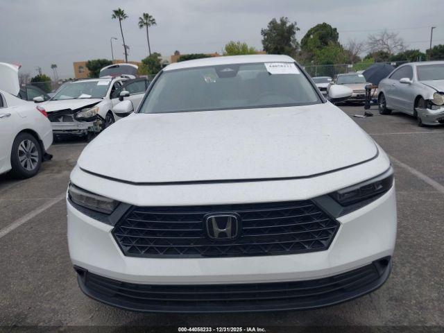 Honda Accord Lx Image 6