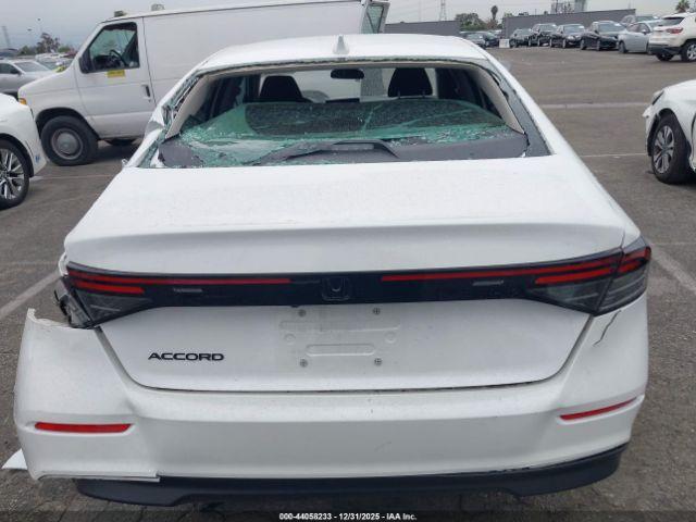 Honda Accord Lx Image 9