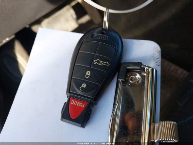 Chrysler 300 Limited Image 10