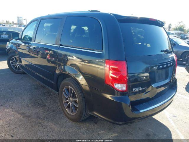Dodge Grand Caravan Sxt Image 3