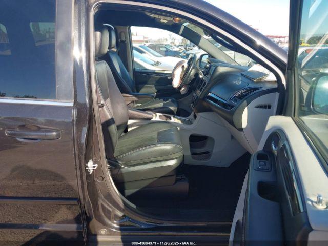 Dodge Grand Caravan Sxt Image 10