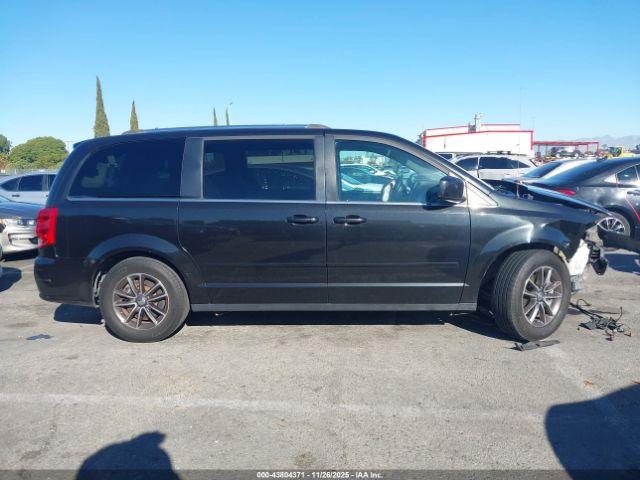 Dodge Grand Caravan Sxt Image 16