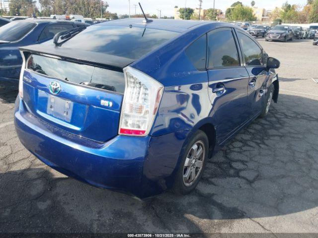 Toyota Prius Two Image 10