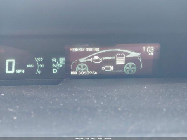 Toyota Prius Two Image 3