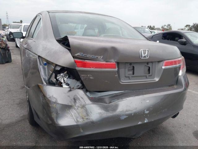 Honda Accord 2.4 Lx Image 11