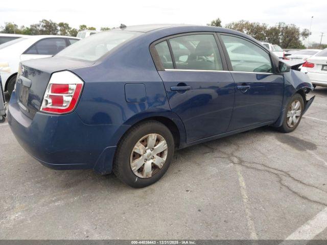 Nissan Sentra 2.0 Image 2