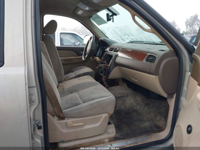 GMC Yukon Sle Image 4