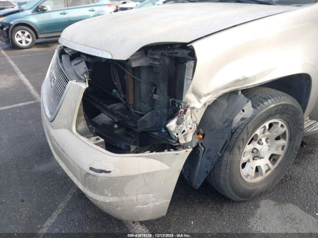 GMC Yukon Sle Image 5