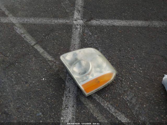 GMC Yukon Sle Image 12