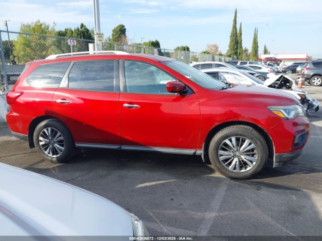 Nissan Pathfinder Sv Image 3