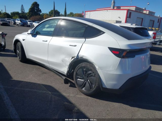 Tesla Model Y Long Range Dual Motor All-wheel Drive Image 4