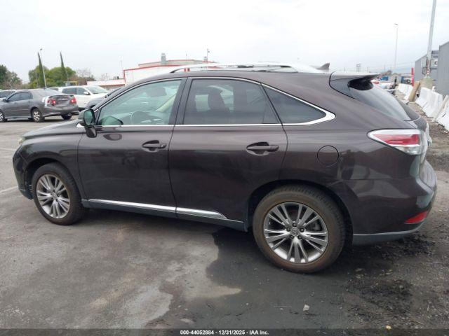 Lexus RX Image 17