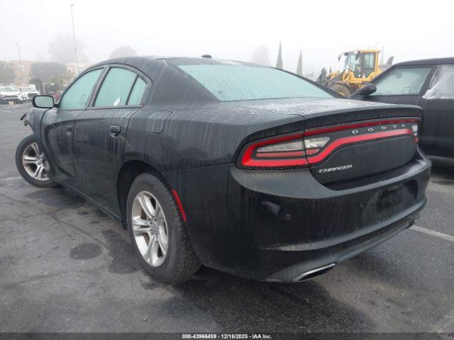 Dodge Charger Se Image 7