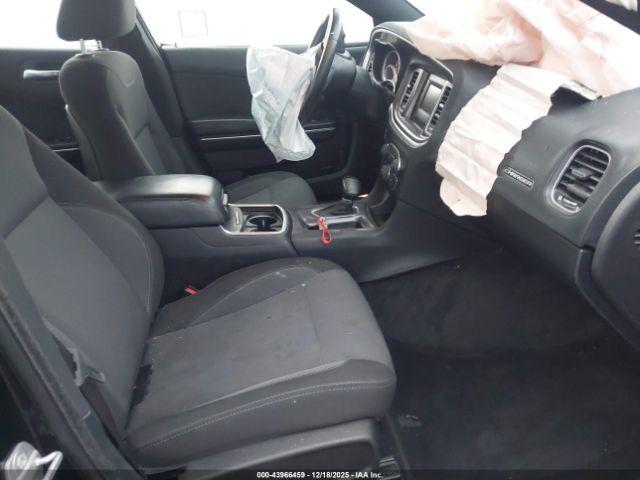 Dodge Charger Se Image 12