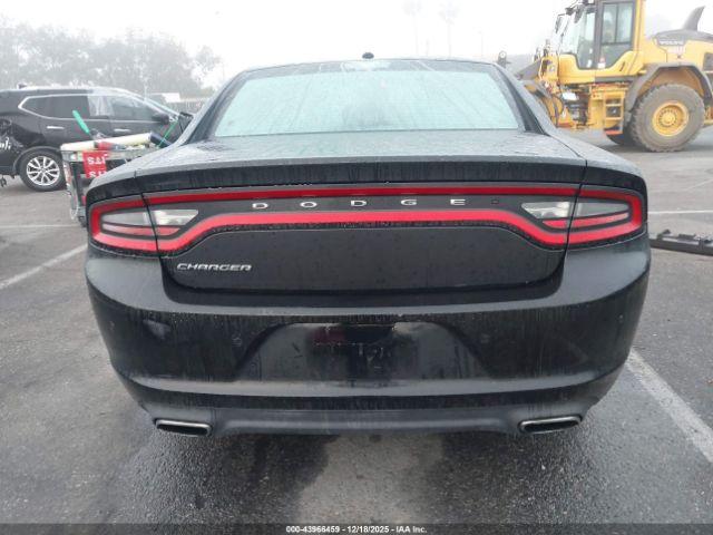 Dodge Charger Se Image 15