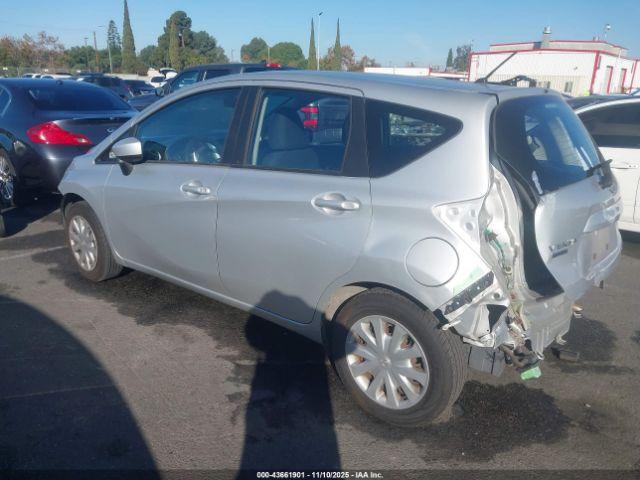 Nissan Versa Image 2
