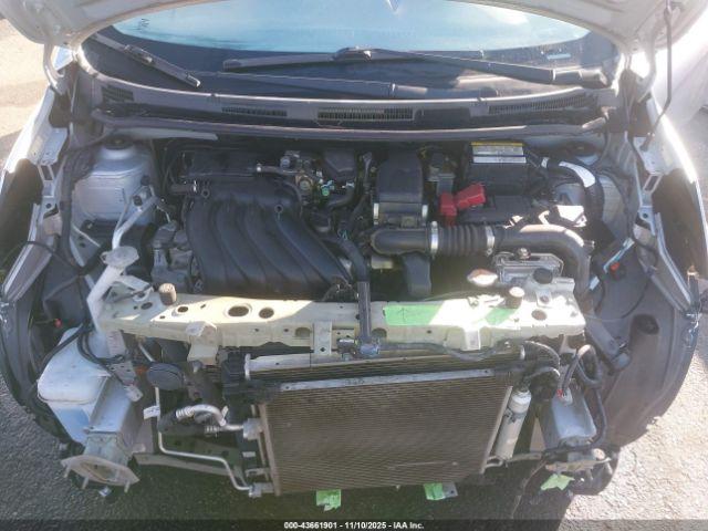 Nissan Versa Image 9